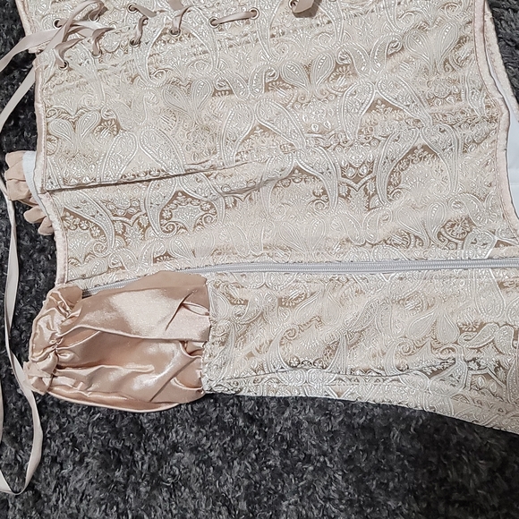 Corset wired/boned with lacing Sz 3xl - Picture 3 of 6